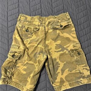 Quiksilver Camo Cargo Shorts Men Size 31